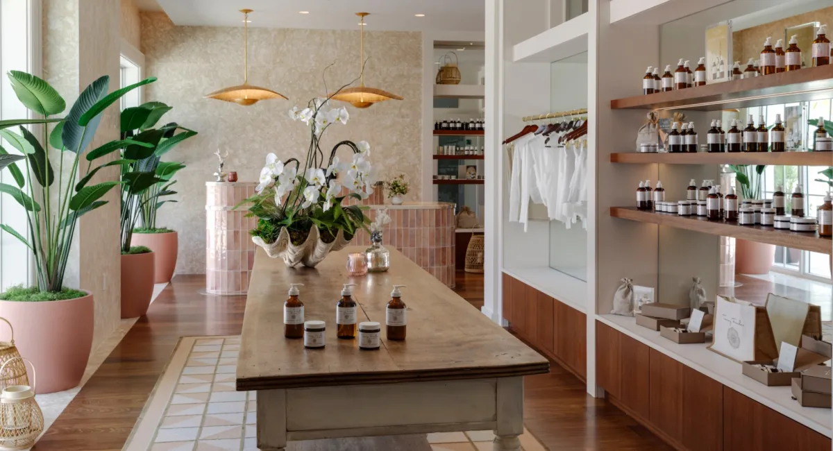 EXCLUSIVE: Tammy Fender Inaugurates New Holistic Spa in Olde Naples Hotel
